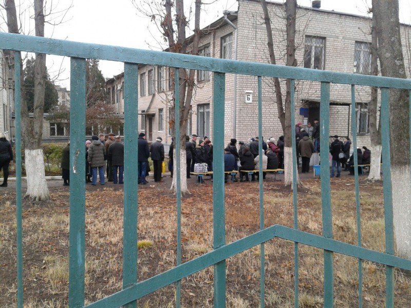 Queue in front of Ordzhonikidze Social Protection office